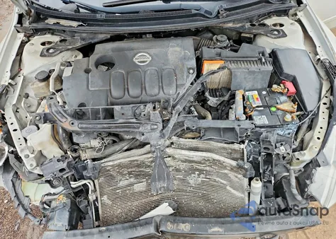 2011 Nissan Altima Base z USA, uszkodzony, nr VIN 1N4AL2AP4BN503206